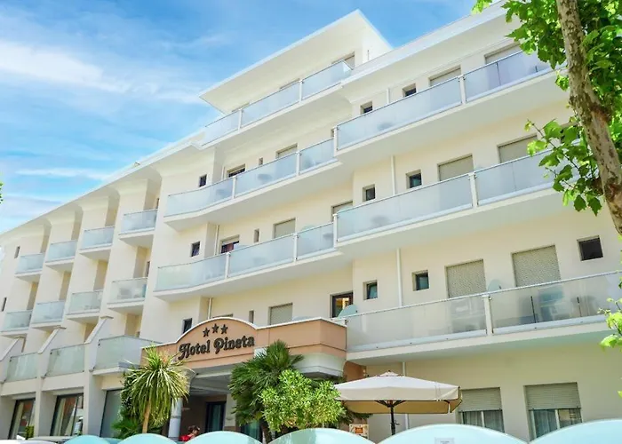 Pineta 3*